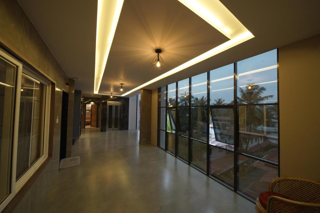 Ncomforts Luxurious Apartments Perintalmanna Exterior foto